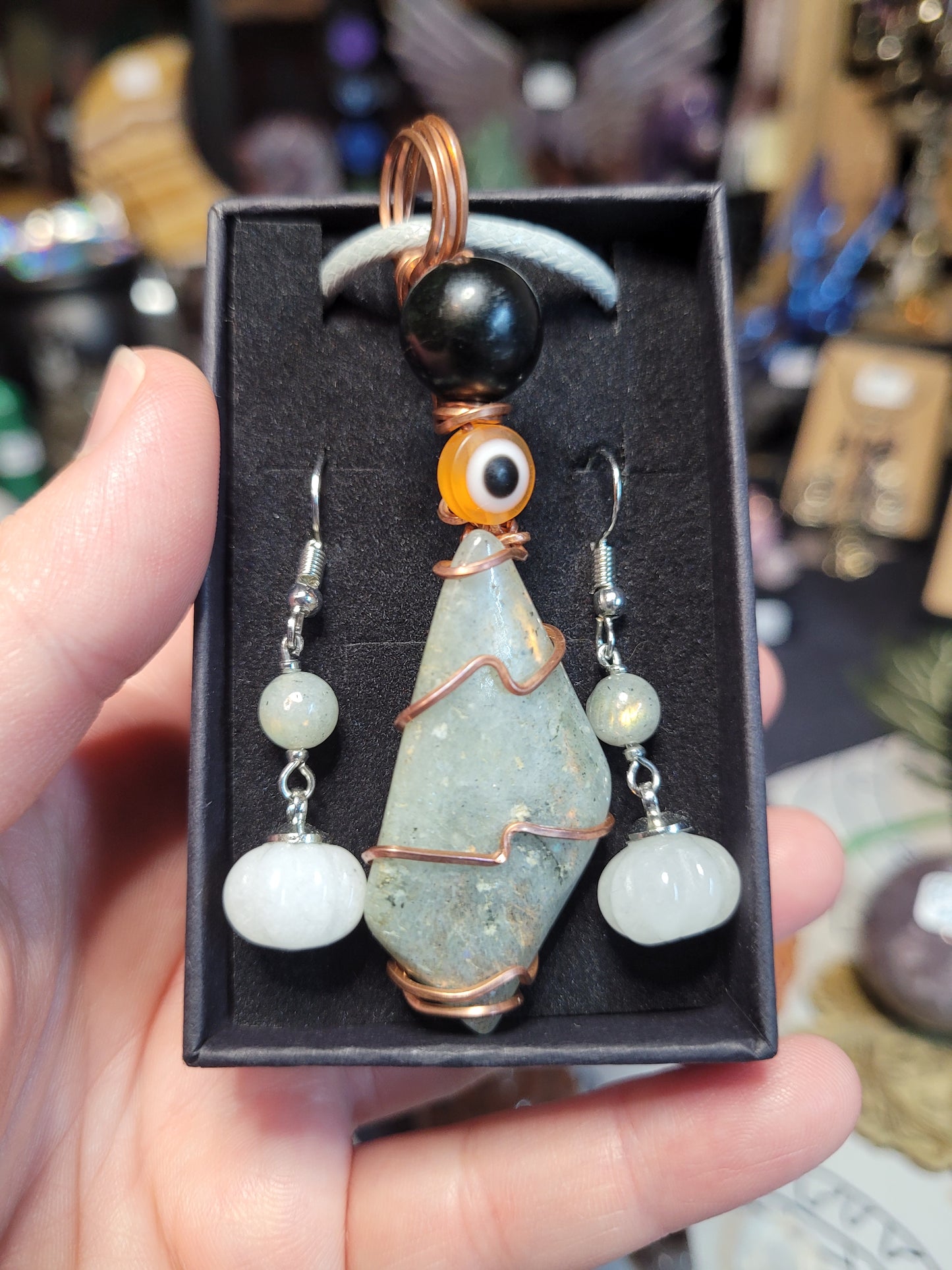Labradorite wrapped Necklace / Pumpkin Earrings Set - Handmade