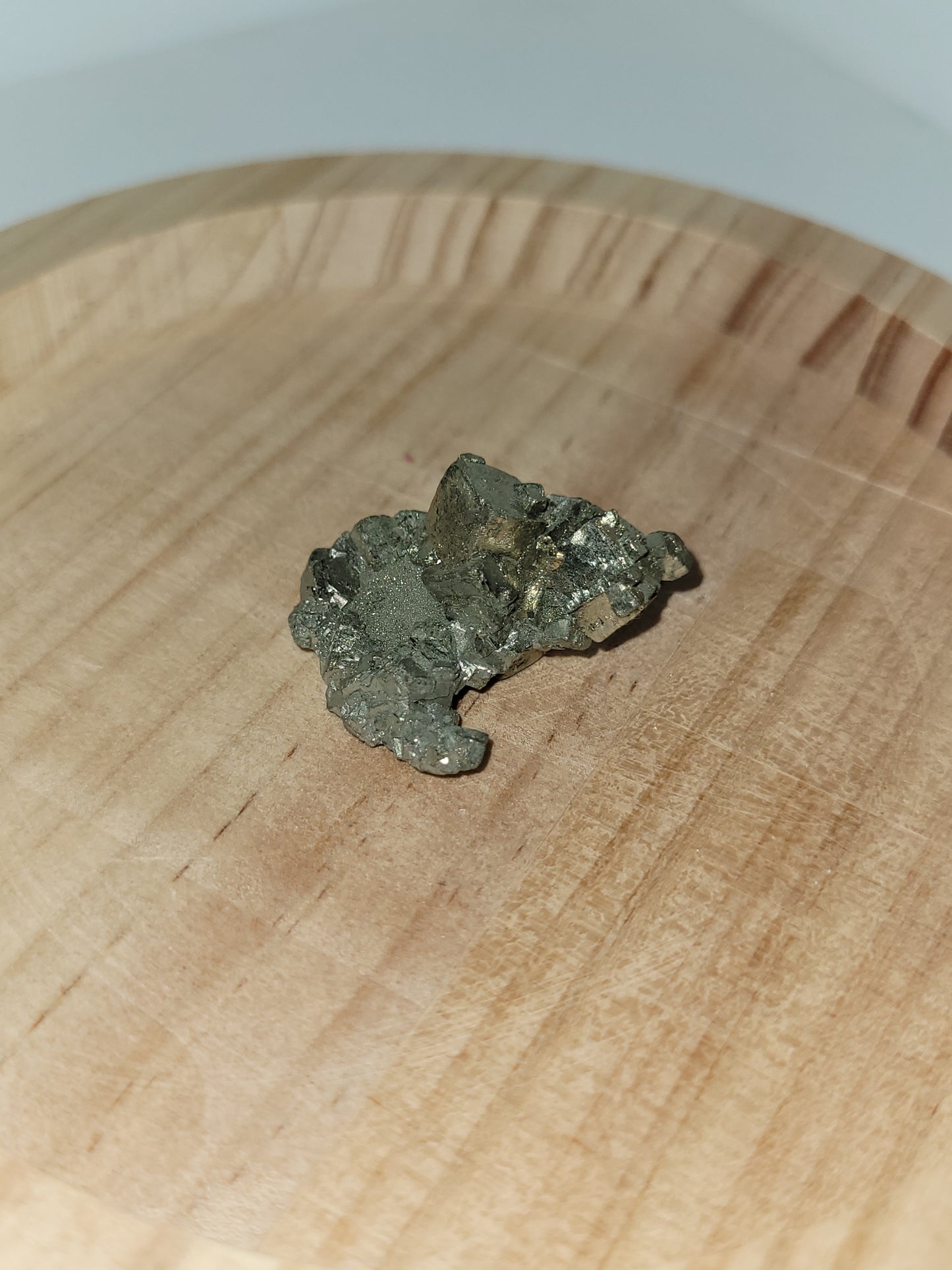 Raw crystal chunks