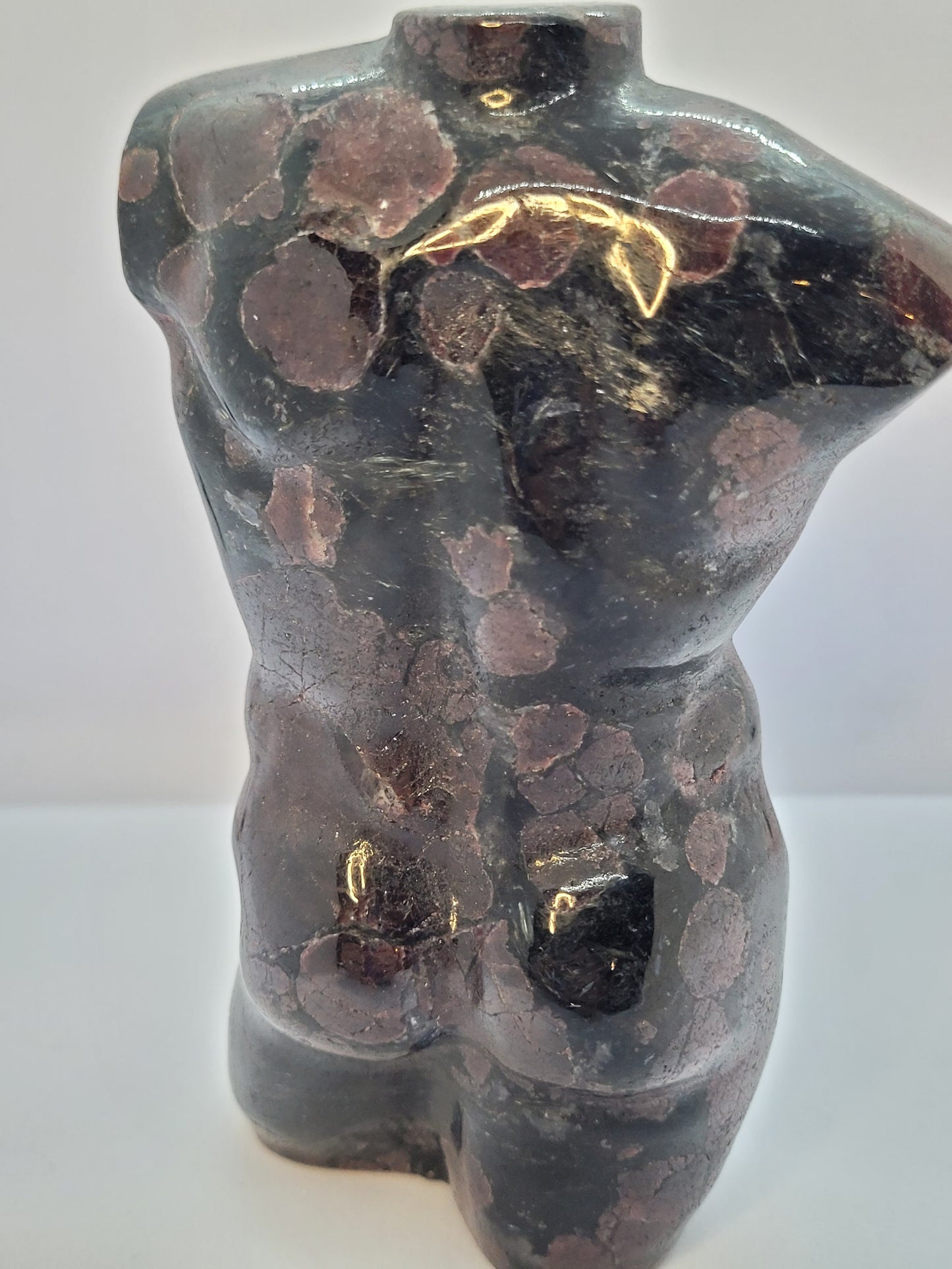 Garnet, Arfvedsonite (Firework stone) Male body carvings - Large