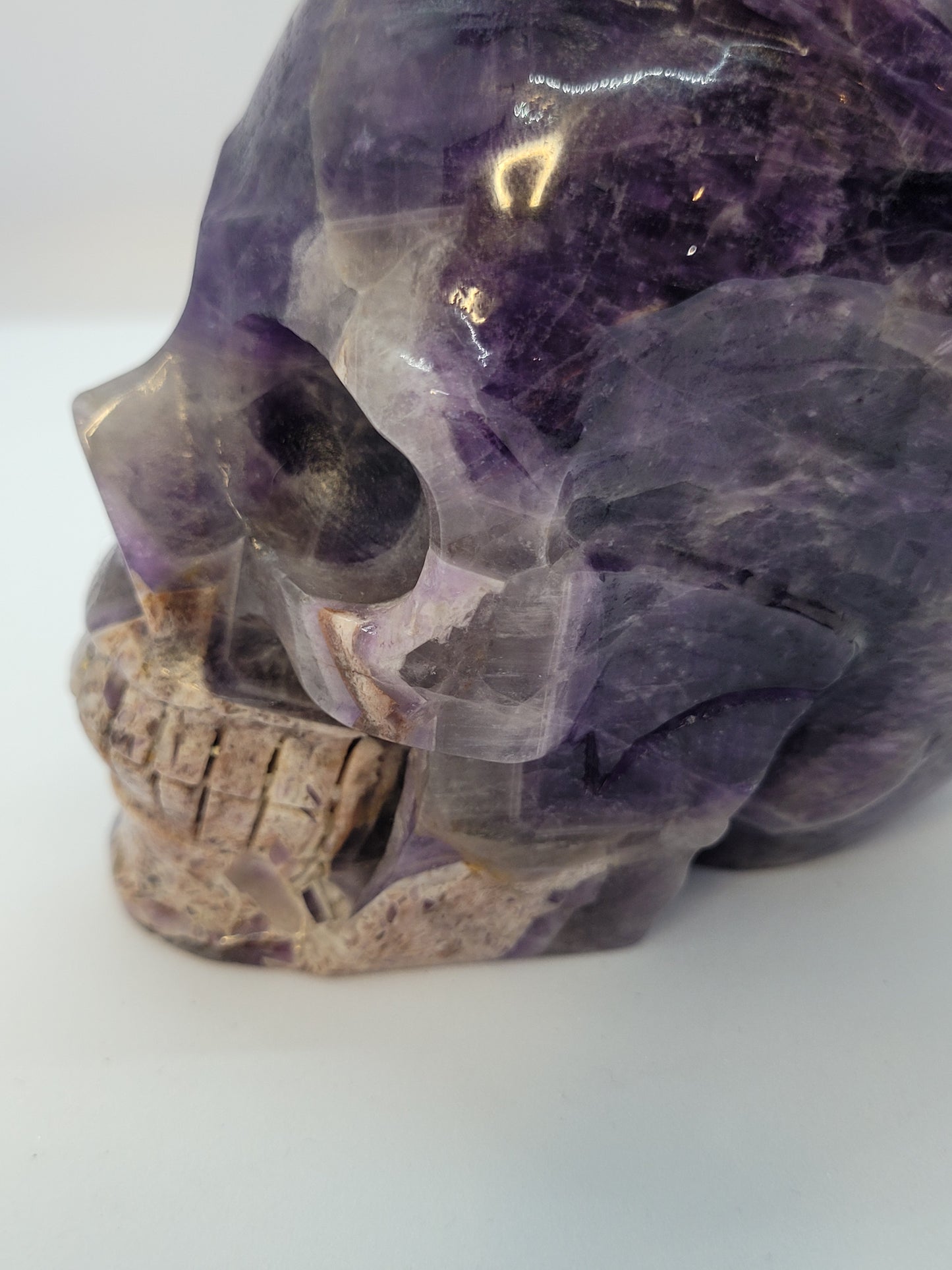 Dream Amethyst Skull/Dolphin carving