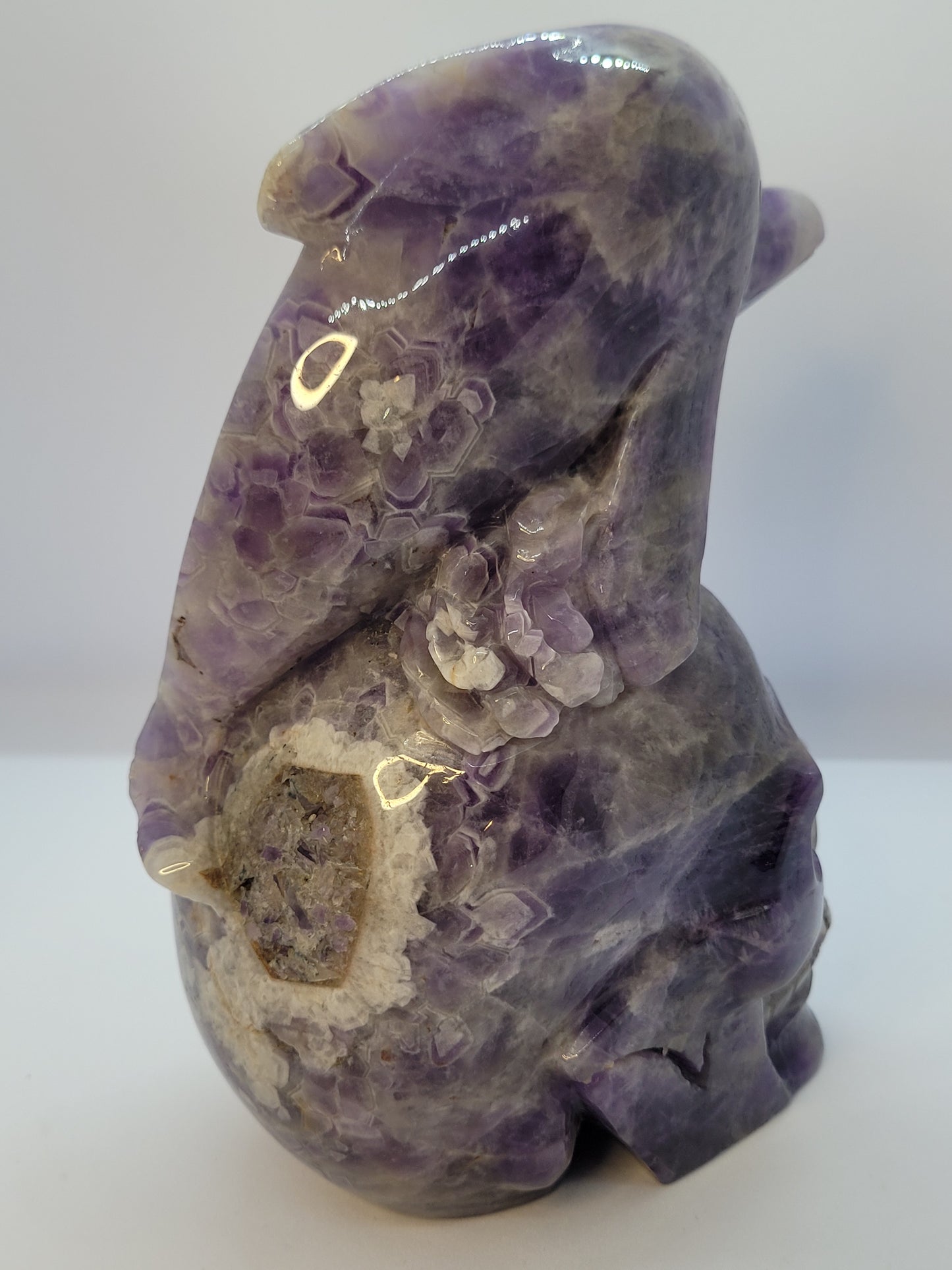 Dream Amethyst Skull/Dolphin carving