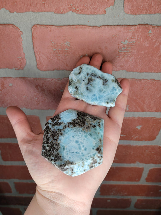 Larimar Slices