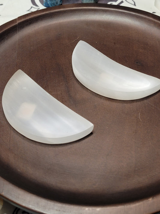 Small Satin Spar Moon Dishes