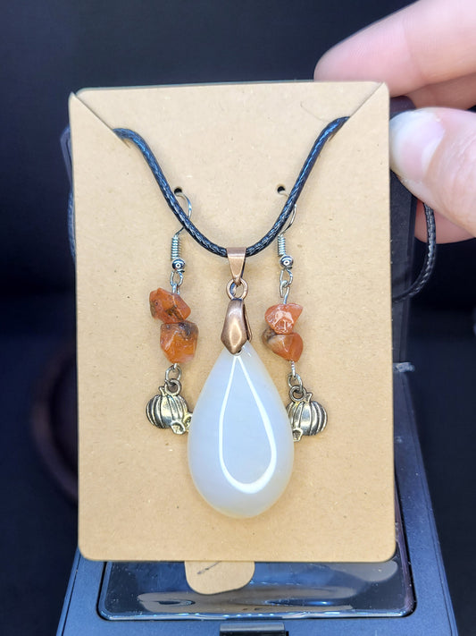Carnelian Tear drop necklace / pumpkin earrings set