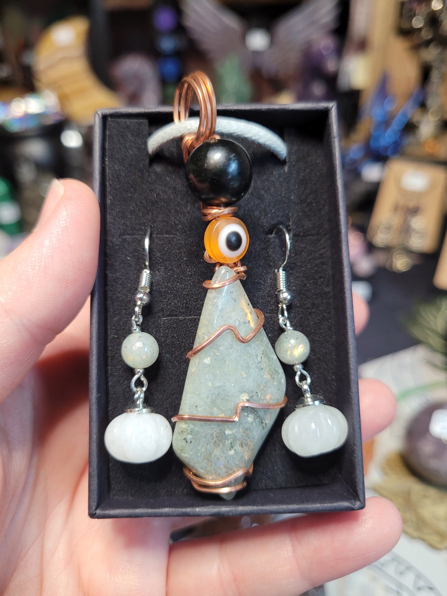 Labradorite wrapped Necklace / Pumpkin Earrings Set - Handmade