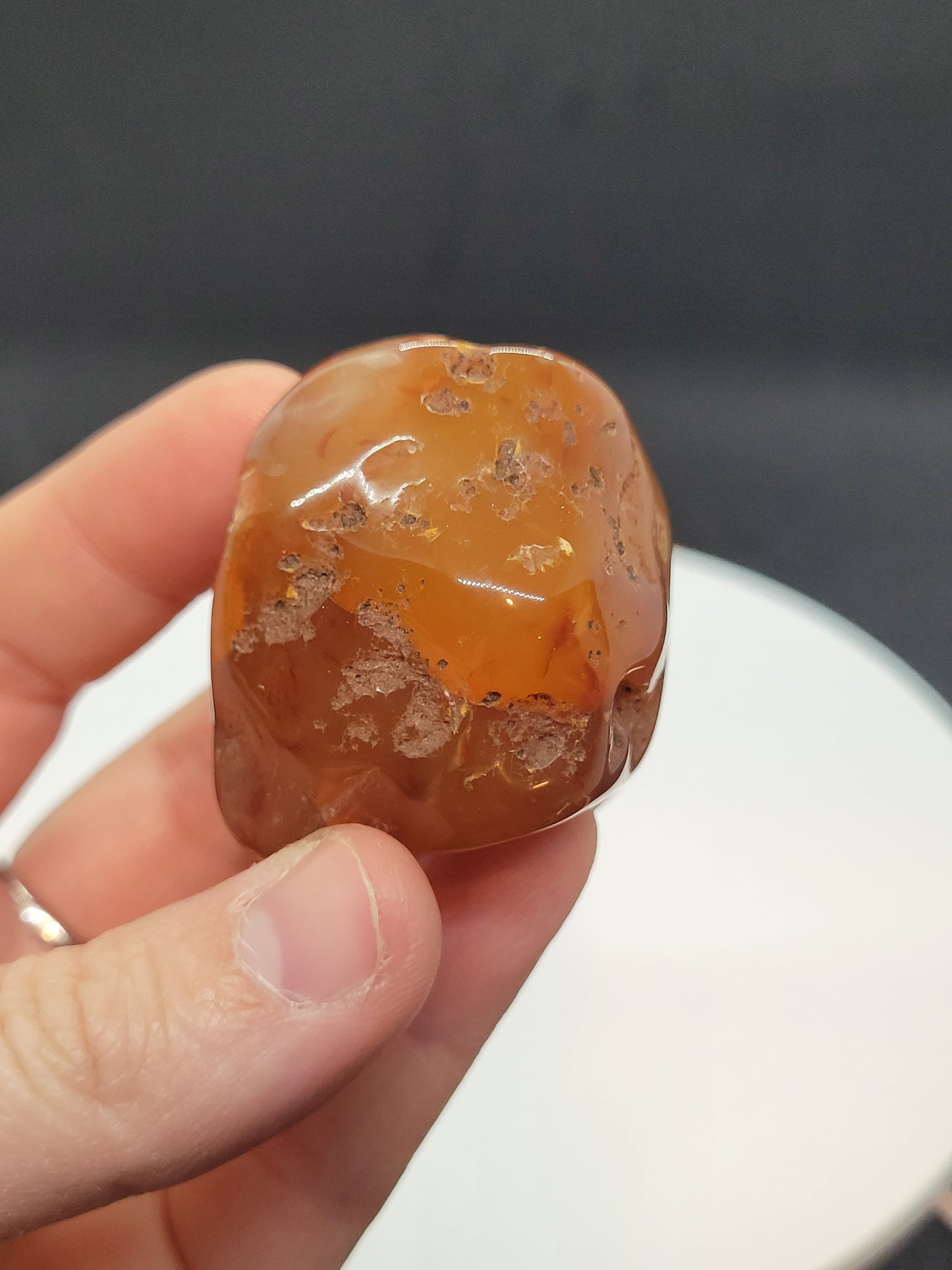 Large Carnelian Tumble