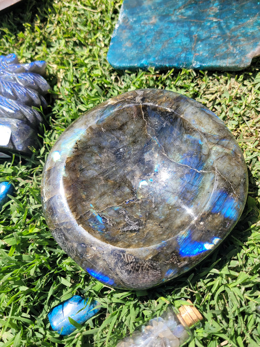 Round Dark Labradorite Bowl - LG - Heavy