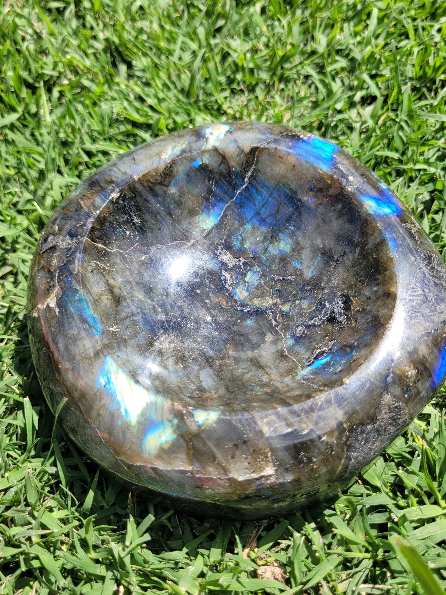 Round Dark Labradorite Bowl - LG - Heavy