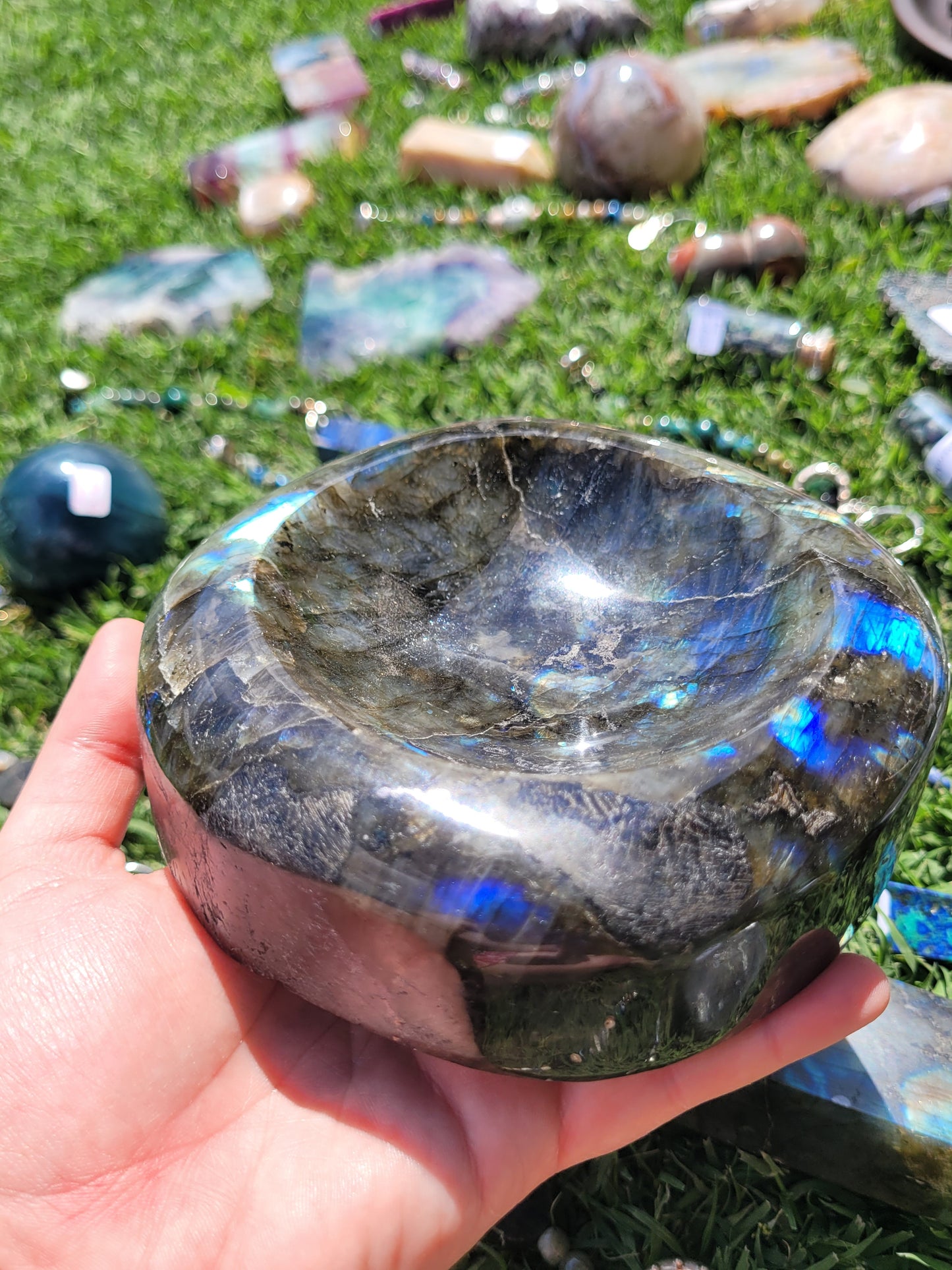 Round Dark Labradorite Bowl - LG - Heavy