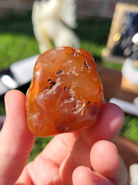 Large Carnelian Tumble