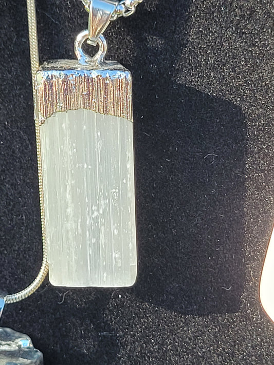 Raw Selenite Necklace - Silver