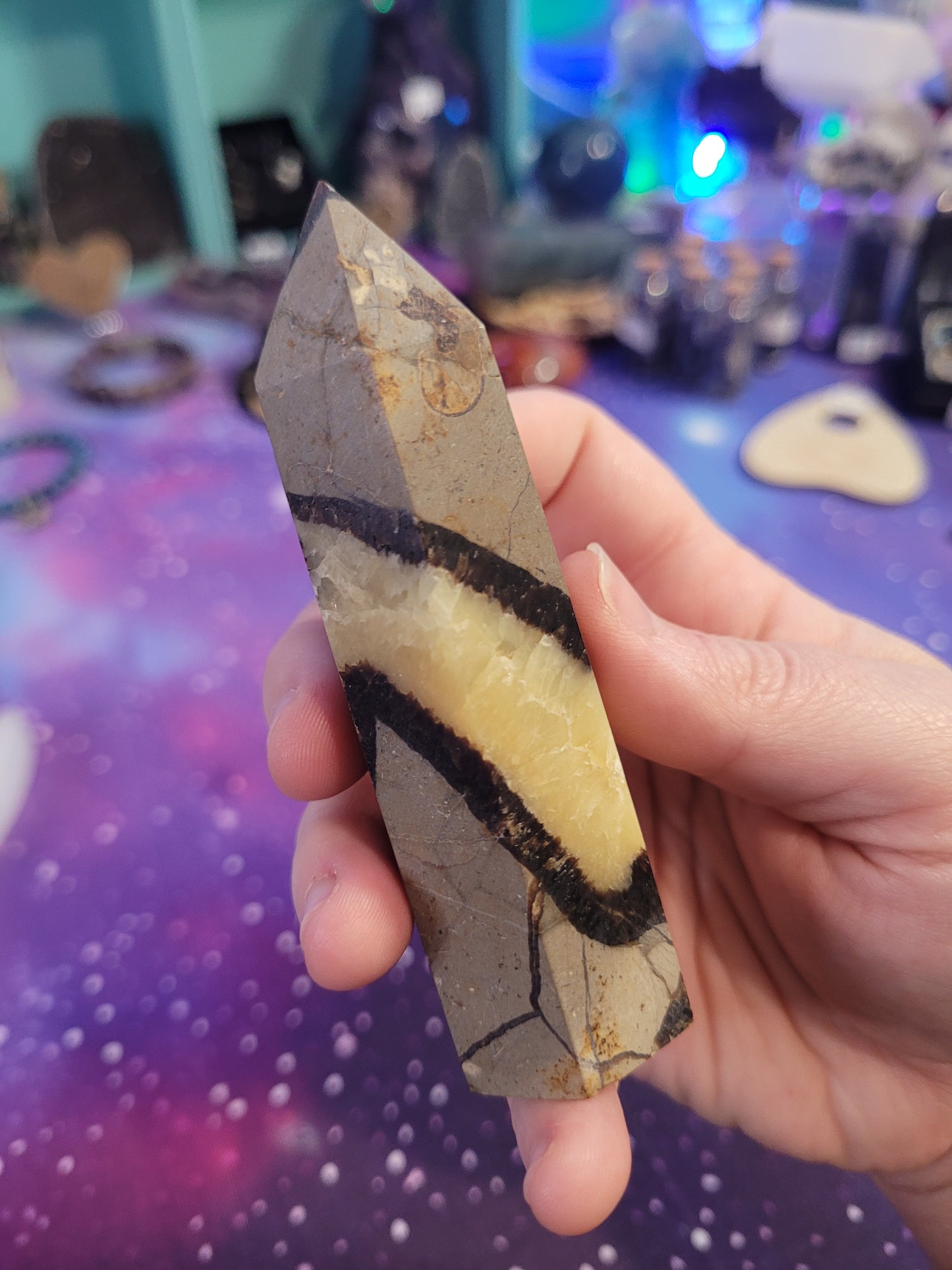 Septarian Tower - Medium