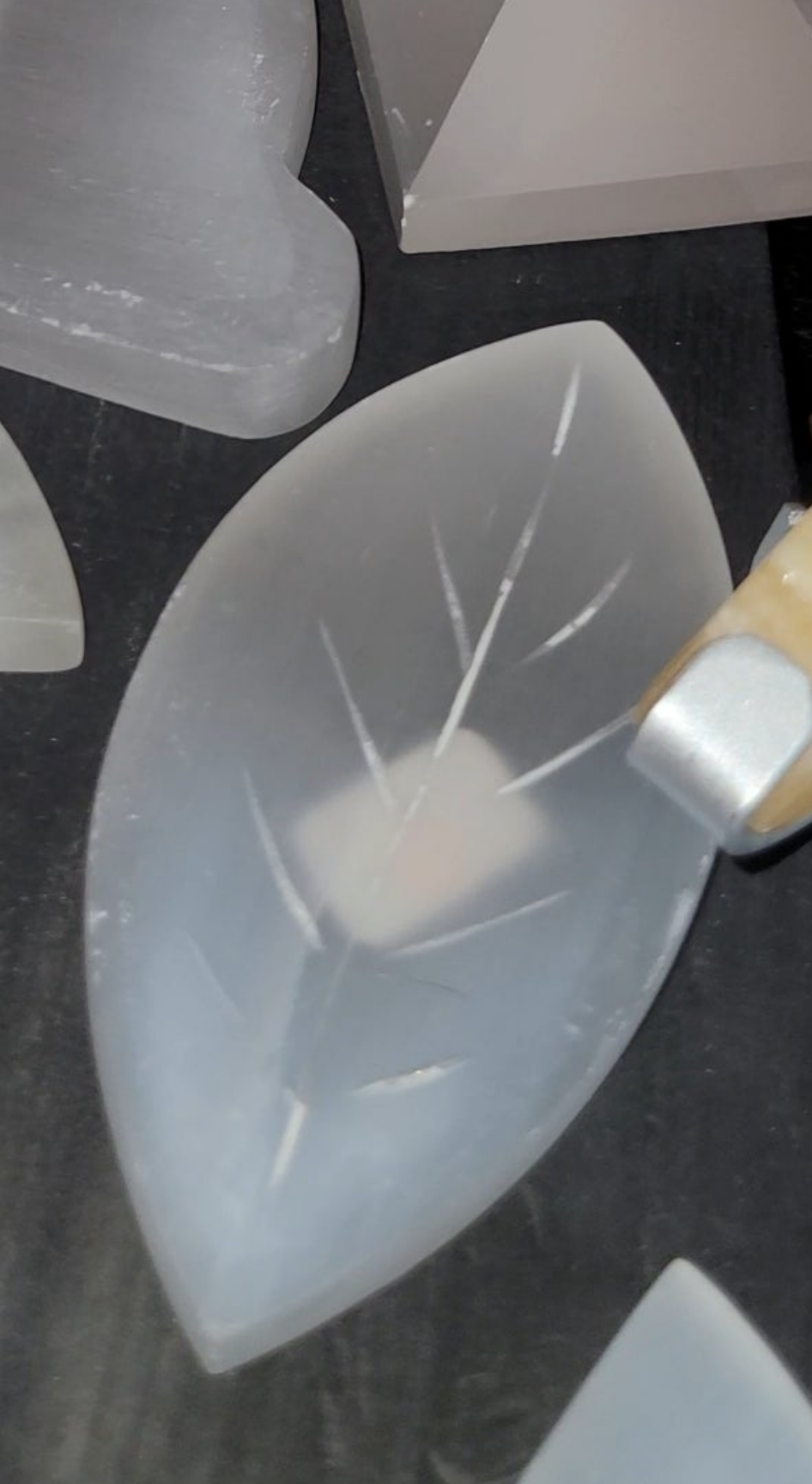 Satin Spar Leaf Dish/Tray